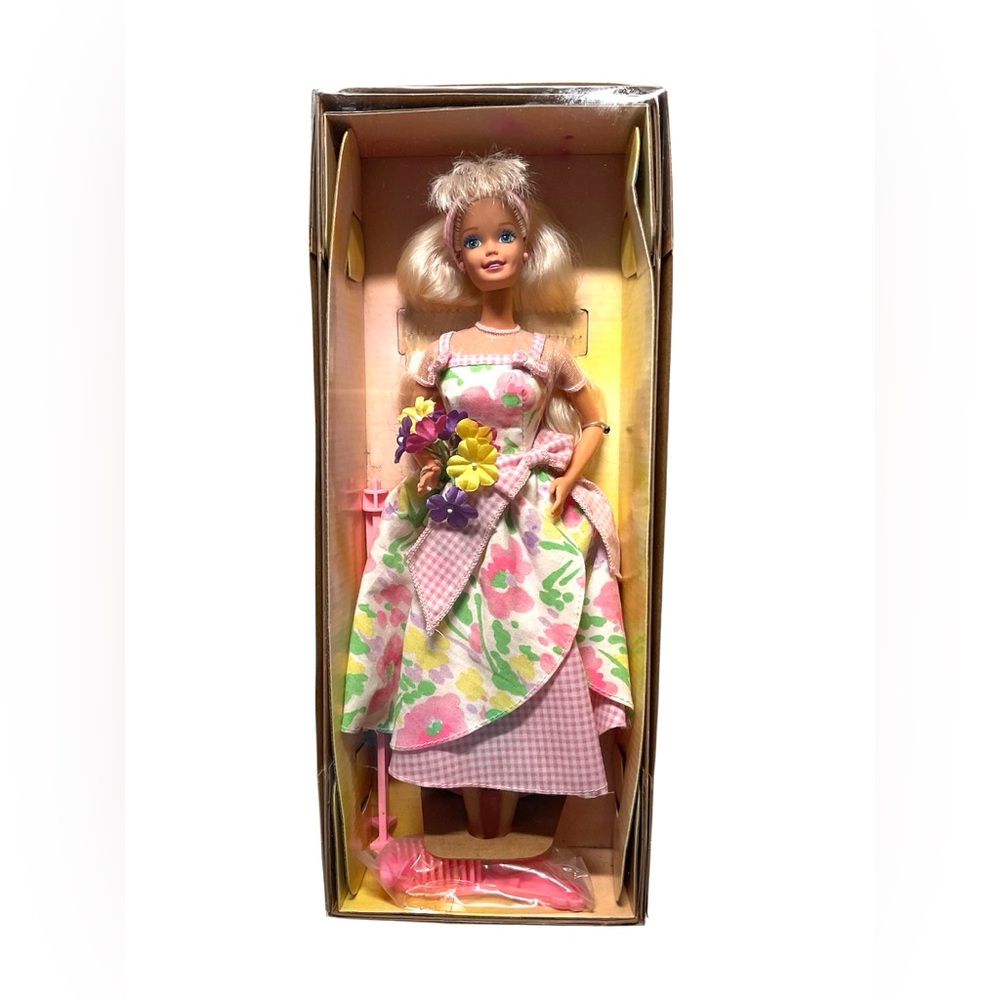 Barbie  AVON Spring Petals